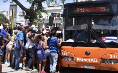Crisis del transporte en Cuba evidencia fallas del sistema estatal