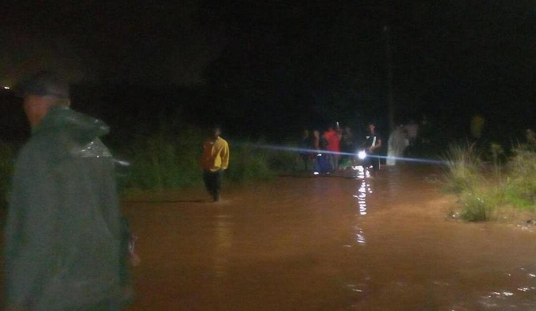 Lluvias intensas provocan nueva alerta por crecida en Oriente Cubano